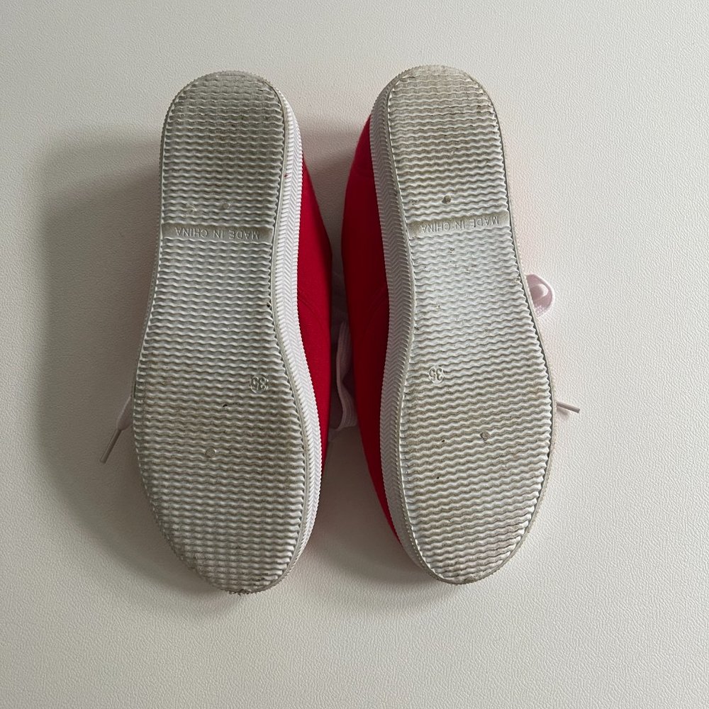 Women's Red Canvas Lace-up Shoes Sz 5 - Picture 7 of 7